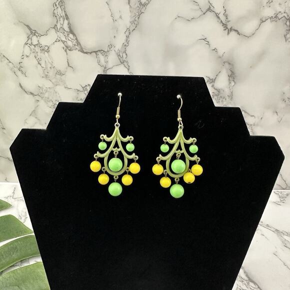 Unbranded Jewelry - Vintage 60s Chandelier Earrings Mint Green Yellow Beaded Dangle Pastel